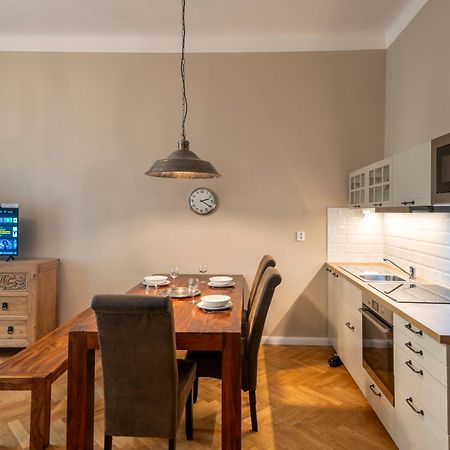 Apart Hotel Zborovska 프라하 외부 사진