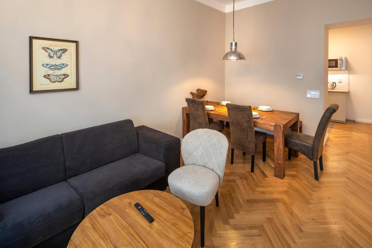 Apart Hotel Zborovska 프라하 외부 사진