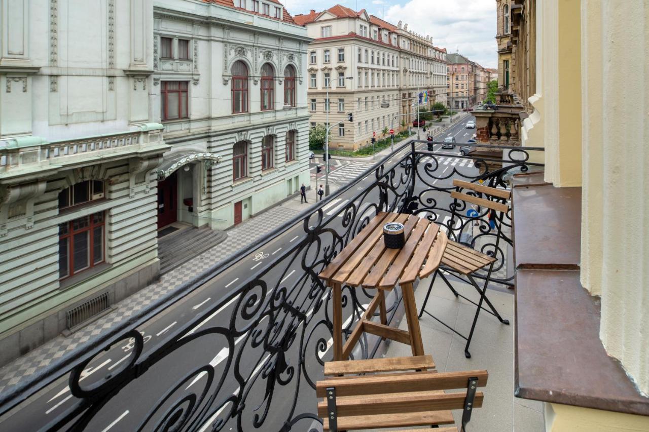 Apart Hotel Zborovska 프라하 외부 사진