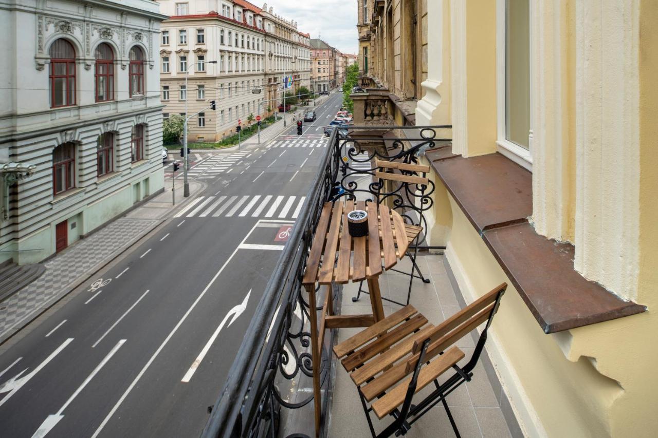 Apart Hotel Zborovska 프라하 외부 사진