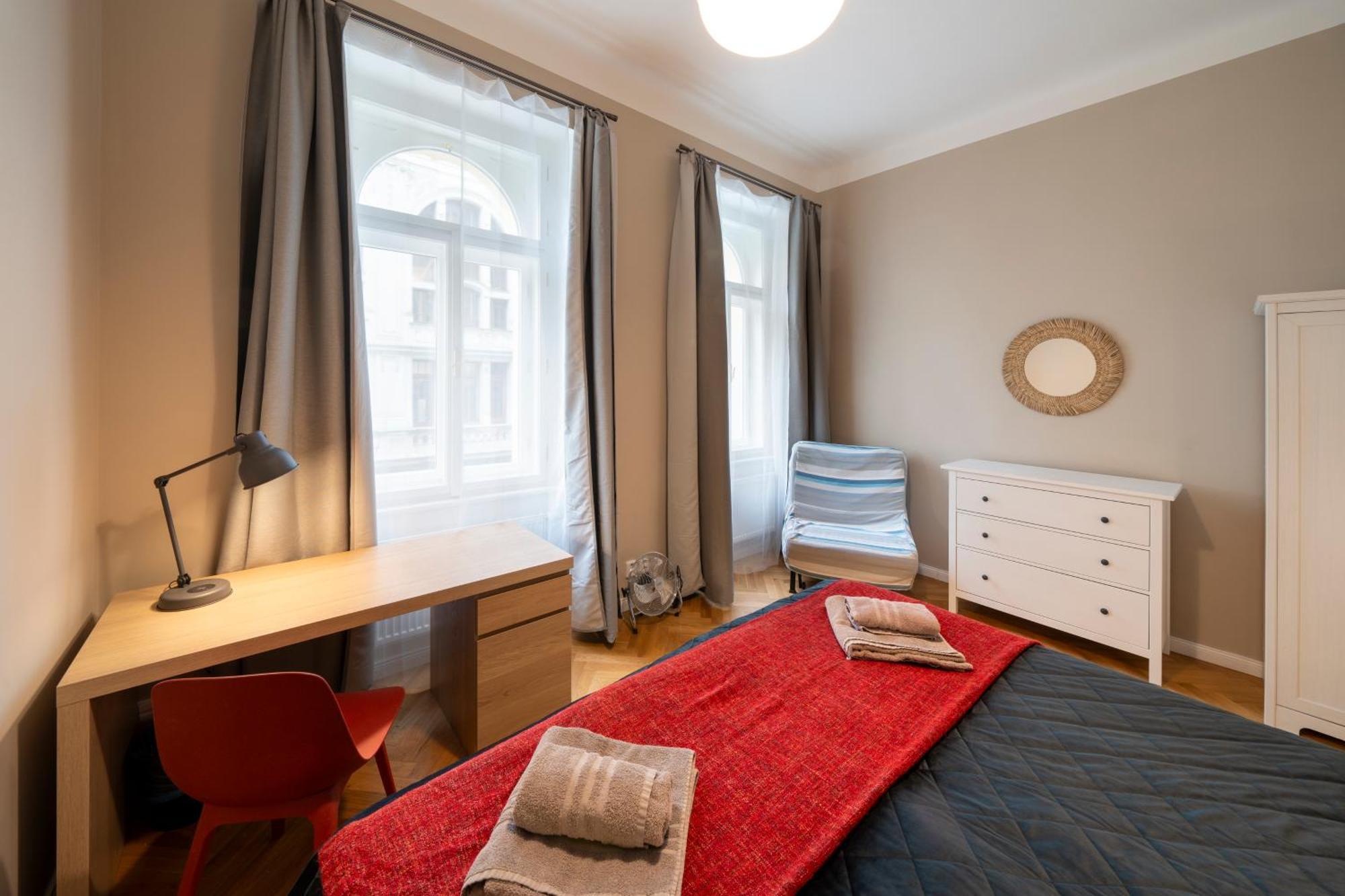 Apart Hotel Zborovska 프라하 외부 사진